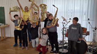 Yippi­ieehh – die Instru­mente sind&nbsp;da