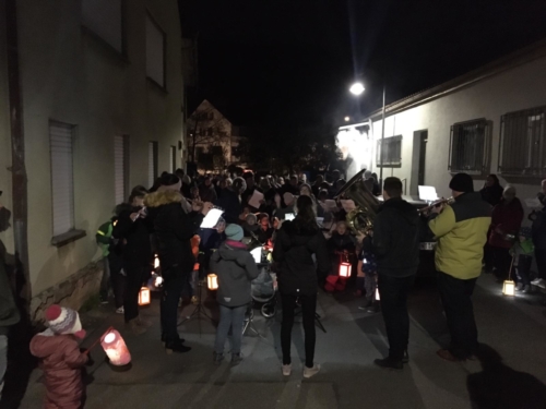 2019-11-15 JuKa Laterne laufen mit Kindi Bahnhof 14